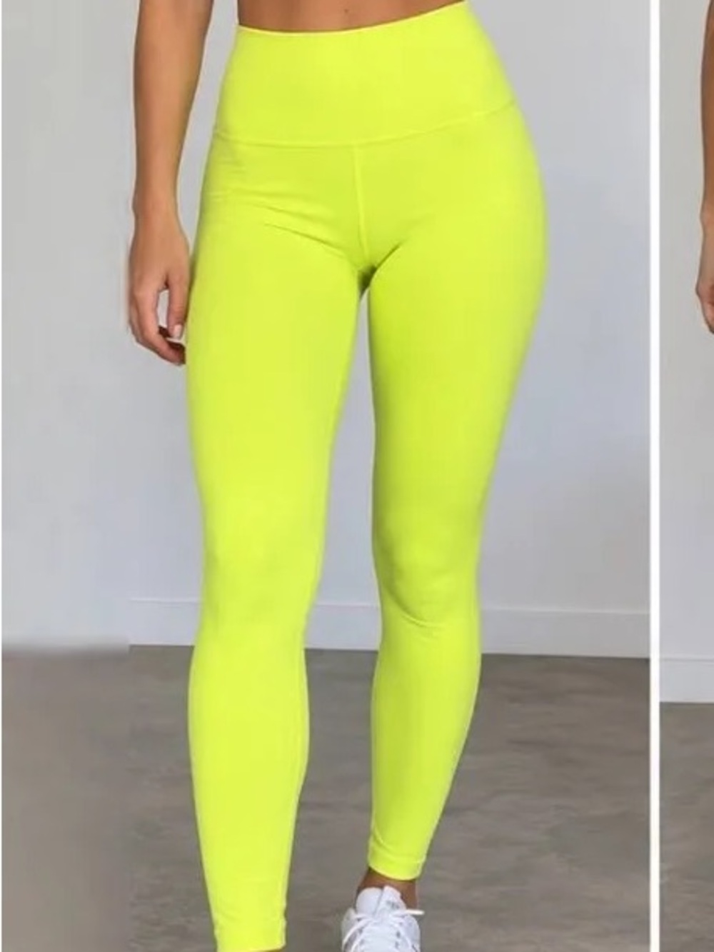Lululemon Wunder Under High-Rise Tight 28” Luxtreme Highlighter Yellow Size 6